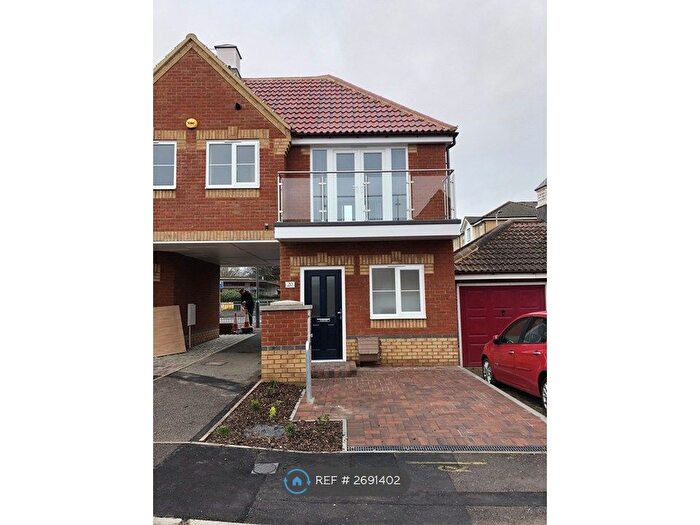 1 Bedroom Semi-Detached House To Rent In Vine Close, Basildon, SS14