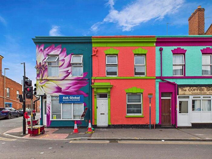 6 Bedroom Terraced House For Sale In Barton Street, Gloucester, GL1