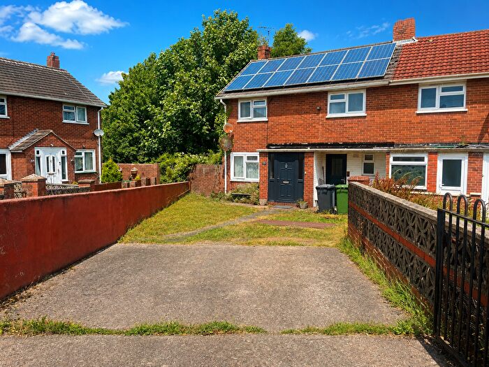 3 Bedroom End Terrace House For Sale In Thornpark Rise, Whipton, Exeter, EX1
