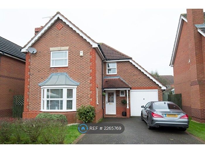 4 Bedroom Detached House To Rent In Robinia Close, Lutterworth, LE17