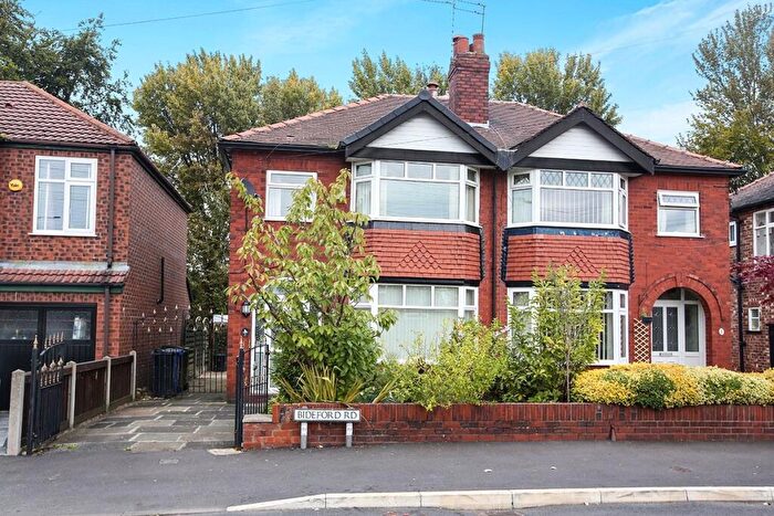 3 Bedroom Semi-Detached House To Rent In Bideford Road, Offerton, Stockport, Cheshire, SK2