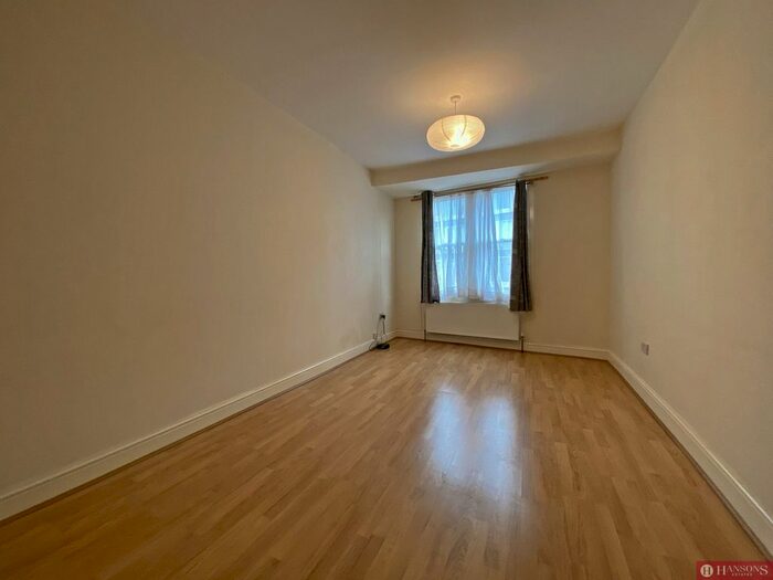 2 Bedroom Flat To Rent In Mare Street, Hackney, E8