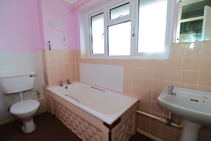 3 Bedroom Terraced House For Sale In Roundacres Way, Bexhill-On-Sea, TN40