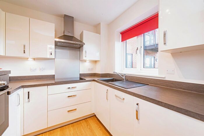 1 Bedroom Flat For Sale In Shortwood Copse Lane, Basingstoke, RG23