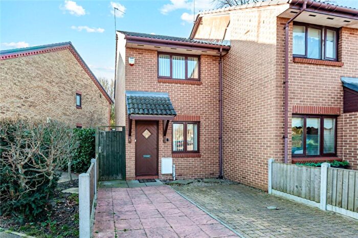 2 Bedroom Semi Detached House For Sale In Waterside Close, Barking, IG11