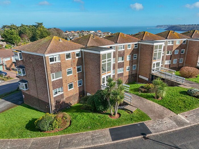 2 Bedroom Flat For Sale In Silver Bridge Close, Paignton, TQ4