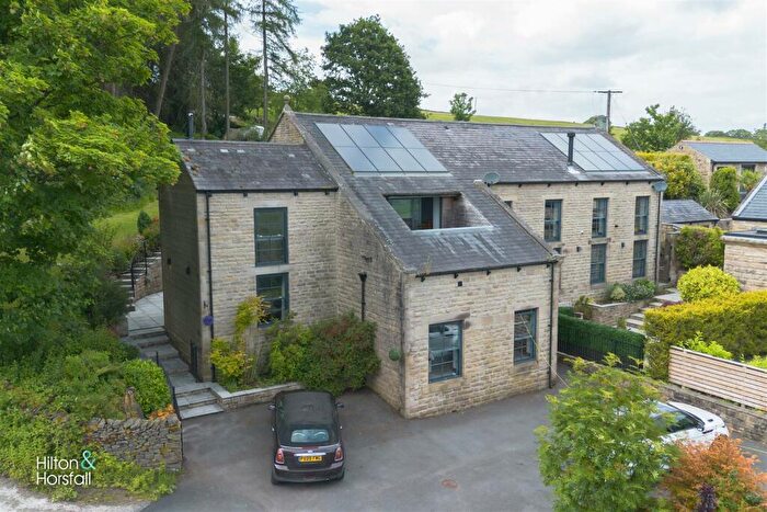 4 Bedroom Semi-Detached House For Sale In Whitemoor Gate House, High Lane, Salterforth, BB18