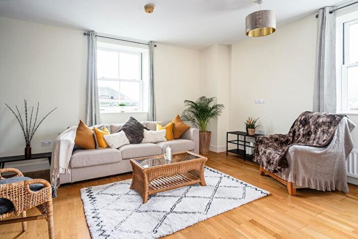 2 Bedroom Apartment To Rent In New Marchants Passage, Southgate, Bath, BA1