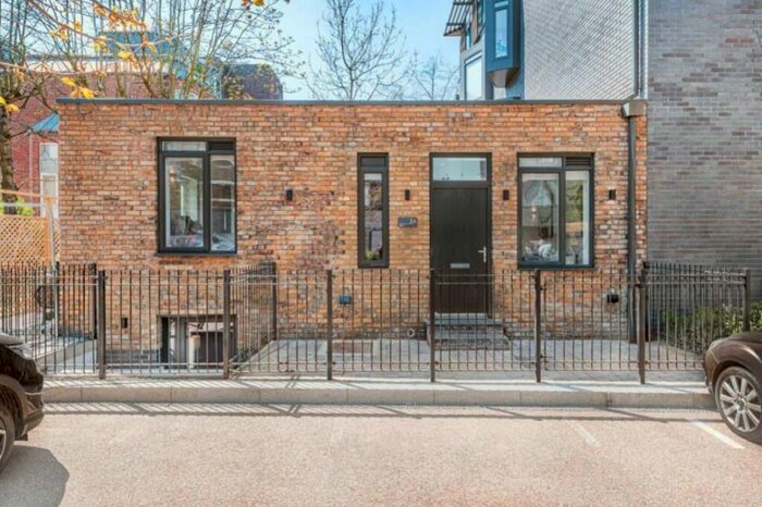 2 Bedroom Apartment To Rent In Benjamin House, Cecil Grove, St.johns Wood, NW8