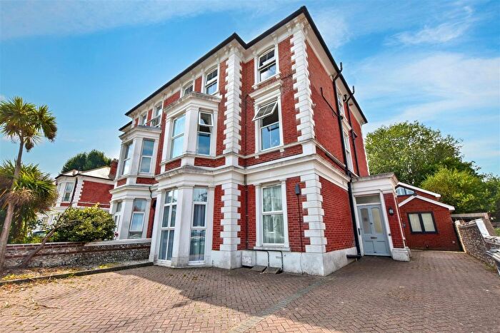 1 Bedroom Flat To Rent In College Road, Eastbourne, BN21
