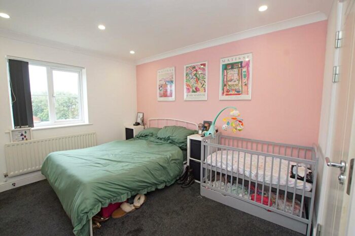 2 Bedroom Flat For Sale In Daytona Quay, Eastbourne, BN23