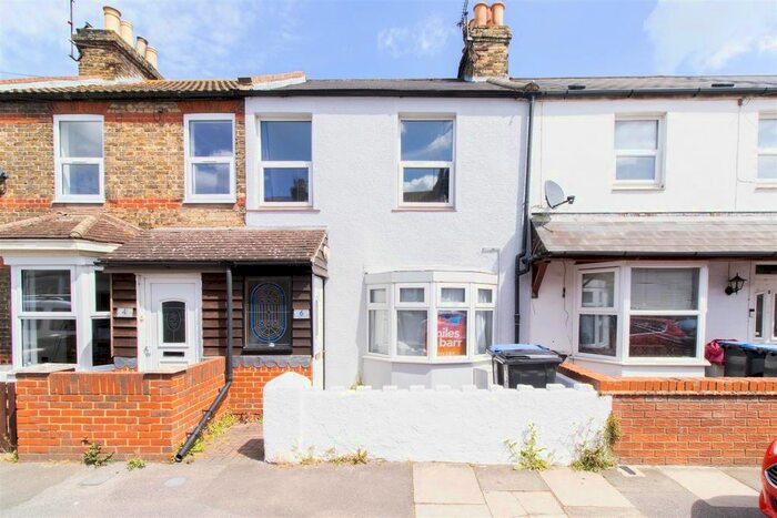 2 Bedroom Terraced House To Rent In Buckingham Road, Margate, CT9