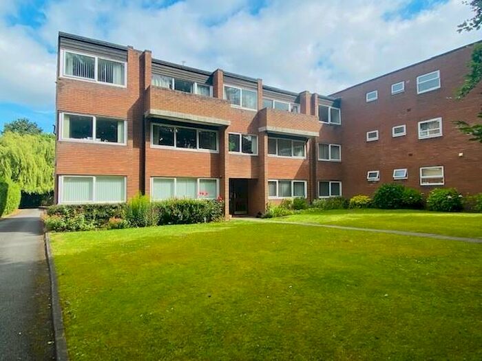 2 Bedroom Apartment To Rent In The Beeches, Sutton Coldfield, West Midlands, B73