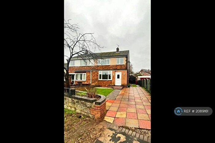 3 Bedroom Semi-Detached House To Rent In Low Leys Road, Scunthorpe, DN17