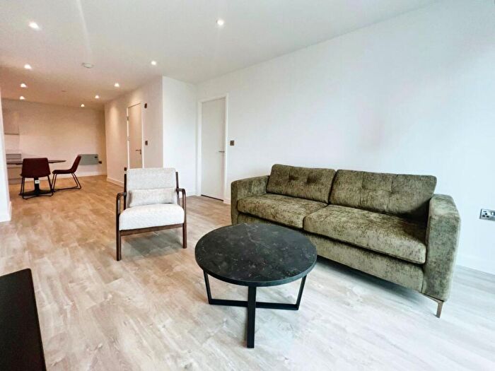 2 Bedroom Apartment To Rent In Silkbank Wharf, Salford, M5