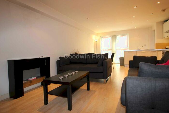 2 Bedroom Apartment To Rent In The Linx, Naples Street, Manchester, M4