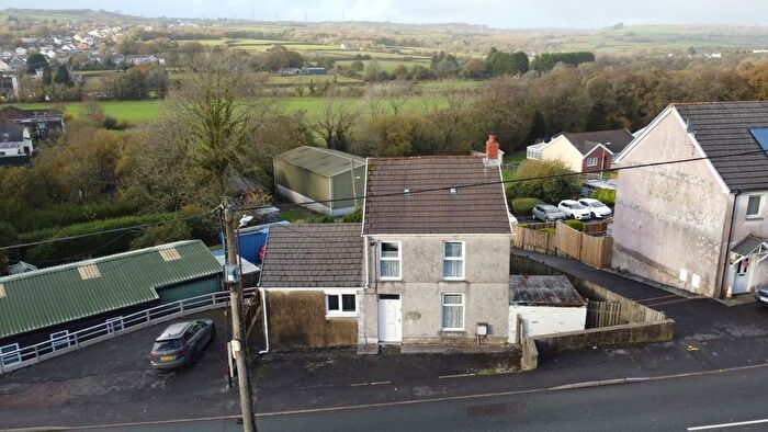 3 Bedroom Detached House For Sale In Heol Llanelli, Pontyates, Llanelli, SA15
