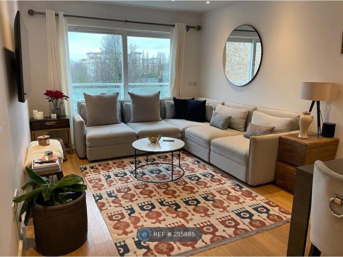 1 Bedroom Flat To Rent In Saffron House, Richmond, TW9