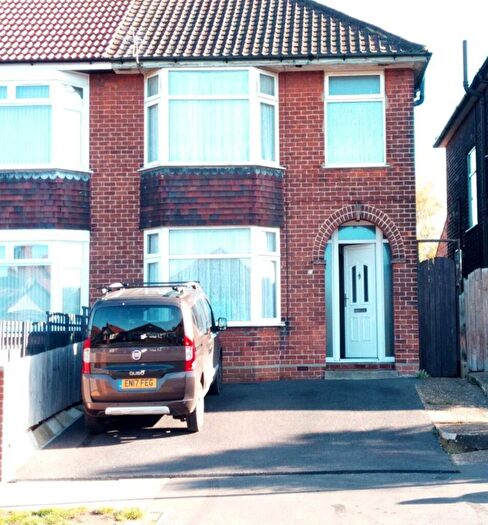 3 Bedroom Semi Detached House To Rent In East Ipswich, IP3