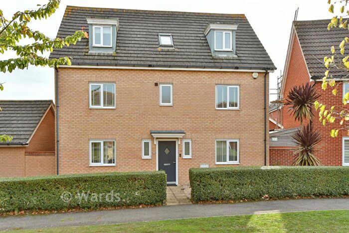 5 Bedroom Detached House For Sale In Rivenhall Way, Hoo, Rochester, Kent, ME3