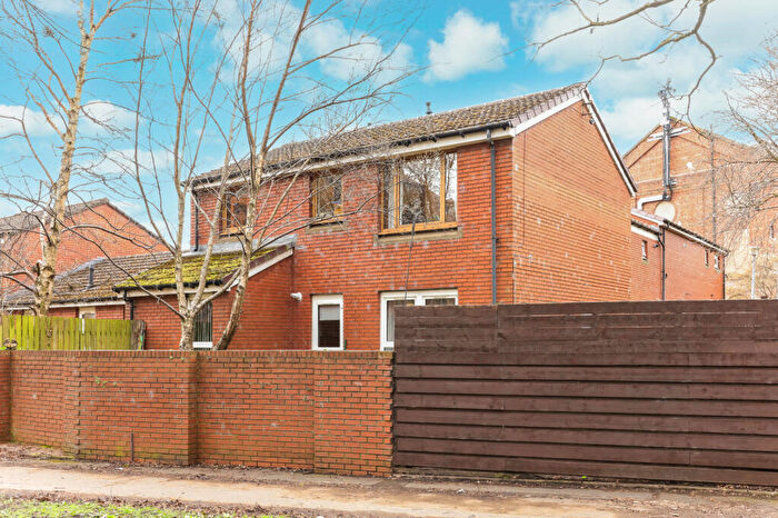 2 Bedroom Flat For Sale In Keith Court, Partick, G11