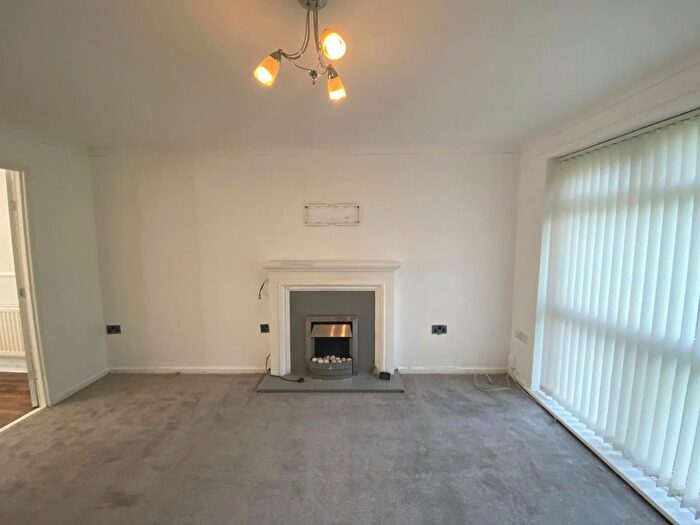 3 Bedroom Semi-detached House To Rent In Ainsworth Avenue, South Shields, Tyne And Wear, NE34