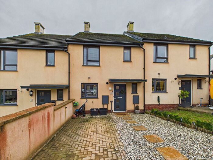 3 Bedroom Terraced House For Sale In Eight Acre Drive, Paignton, TQ4