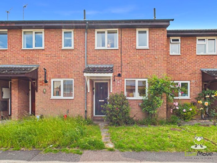 2 Bedroom Terraced House For Sale In Brookvale Close, Basingstoke, Hampshire, RG21