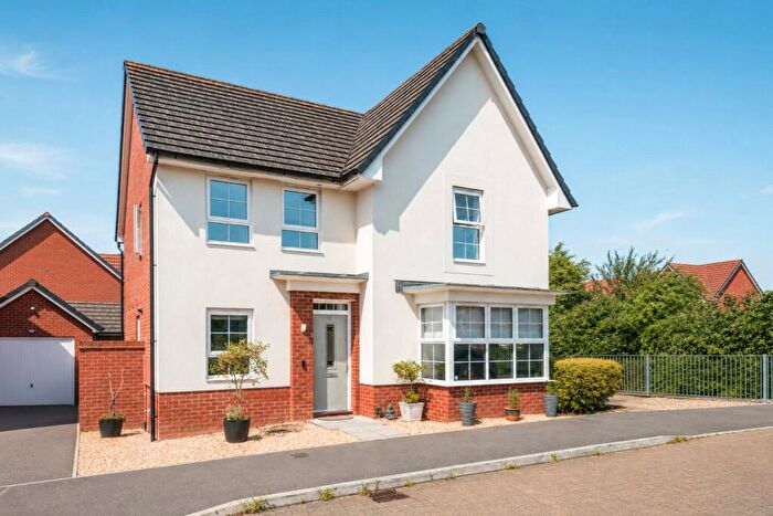 4 Bedroom Detached House For Sale In Gilhespy Way, Westbury, BA13