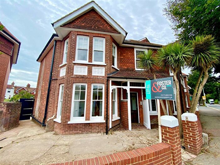 Flat To Rent In Dyke Road, Hove, BN3
