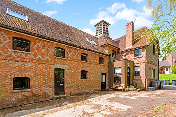 2 Bedroom Mill To Rent In Farm Lane Great Bedwyn, SN8