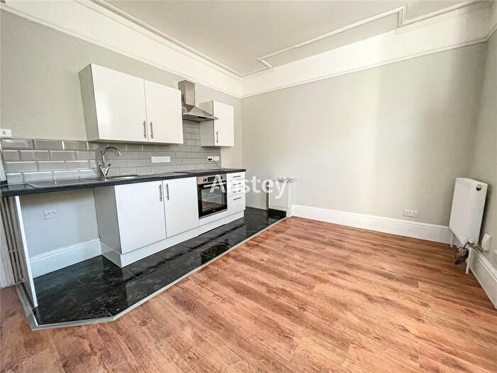 1 Bedroom Flat To Rent In Clausentum Road, Southampton, SO14