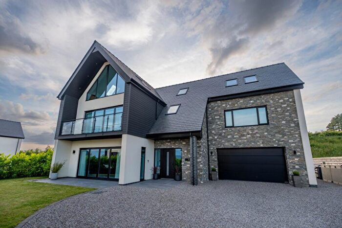 6 Bedroom Detached House For Sale In North Ridge, Great Broughton, CA13
