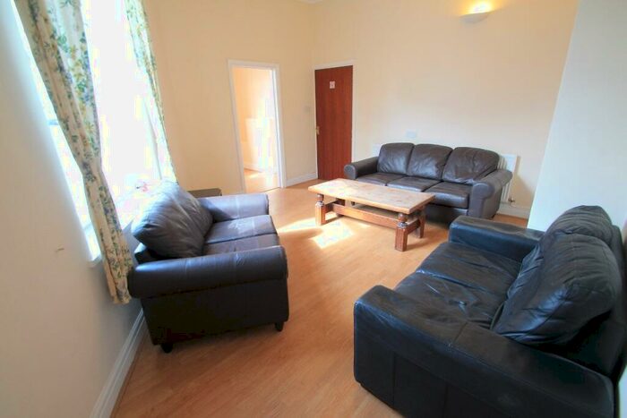 6 Bedroom End Of Terrace House To Rent In Llantrisant Street, Cardiff(City), CF24