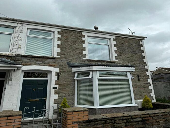 3 Bedroom House To Rent In Park Street, , Neath, SA11