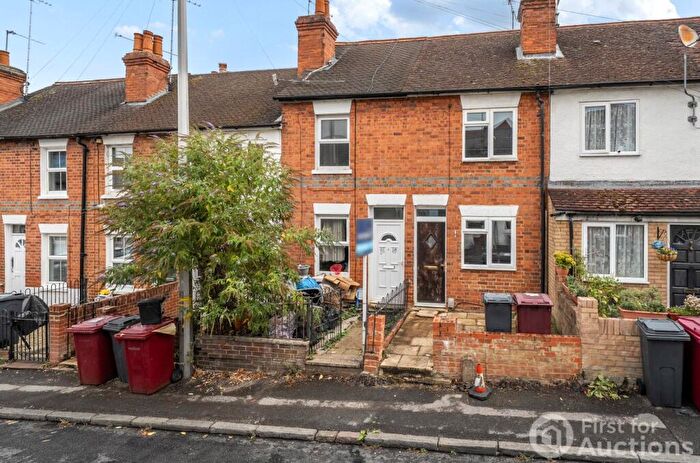 2 Bedroom Terraced House For Sale In Blenheim Gardens, Reading, Berkshire, RG1