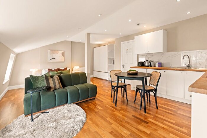 Studio To Rent In City Of Westminster, W2