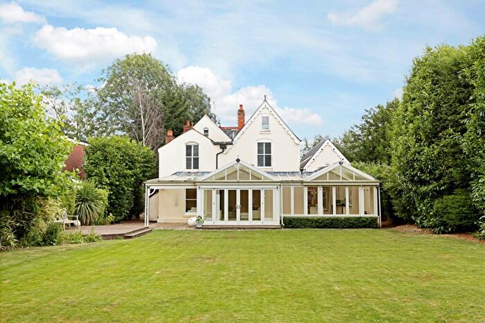 5 Bedroom Detached House To Rent In Beaumont Rise Marlow, SL7
