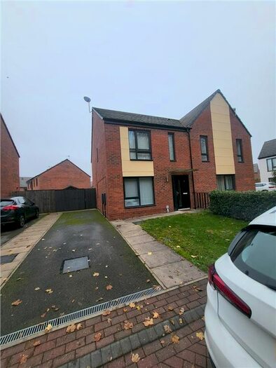 3 Bedroom Semi-Detached House To Rent In Libra Drive, Balby, Doncaster, South Yorkshire, DN4