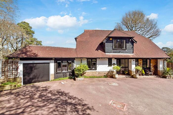 4 Bedroom Detached House For Sale In Monkmead Lane, West Chiltington, Pulborough, West Sussex, RH20