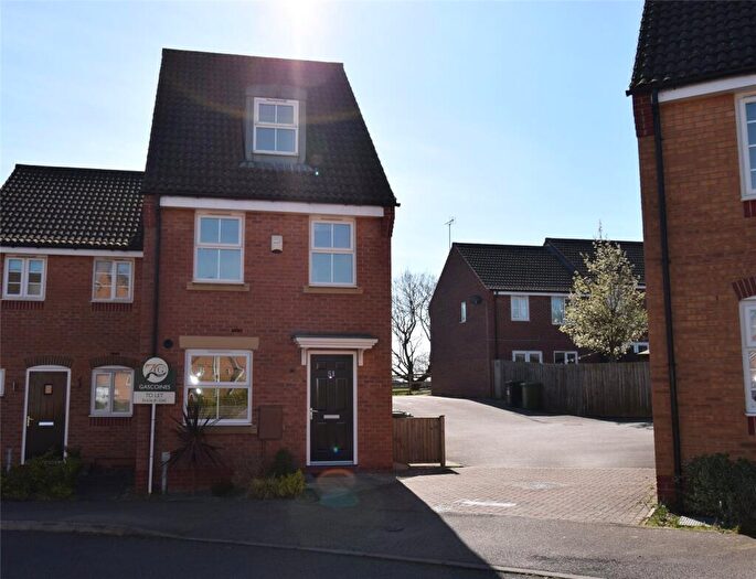 3 Bedroom End Of Terrace House To Rent In Swallow Crescent, Ravenshead, Nottingham, Nottinghamshire, NG15