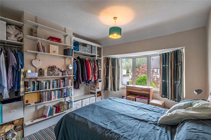 3 Bedroom Semi-Detached House For Sale In Winchester Road, Wolverhampton, West Midlands, WV10