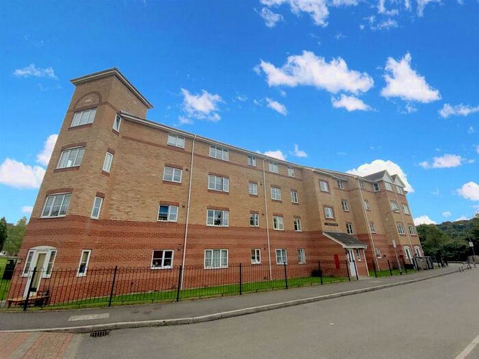 2 Bedroom Apartment To Rent In Priestly Court, High Wycombe, HP13