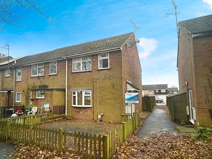 3 Bedroom End Of Terrace House For Sale In Jubilee Walk, Wisbech, Cambridgeshire, PE13