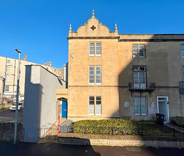 2 Bedroom Flat For Sale In Flat, South Terrace, Weston-Super-Mare, North Somerset, BS23