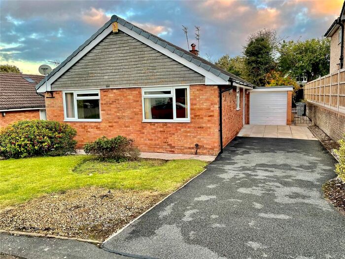 3 Bedroom Bungalow For Sale In Valley Close, Knutsford, Cheshire WA16