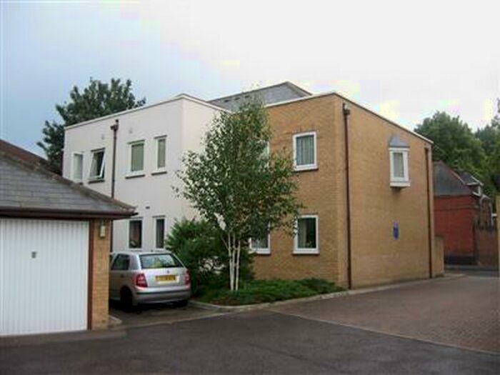 2 Bedroom Apartment To Rent In Wood Street, Chelmsford, CM2