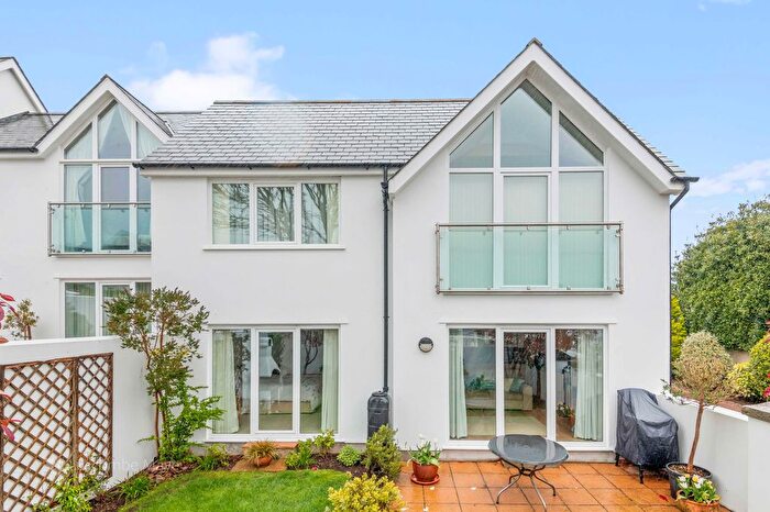 2 Bedroom Flat For Sale In Herbert Road, Salcombe, TQ8
