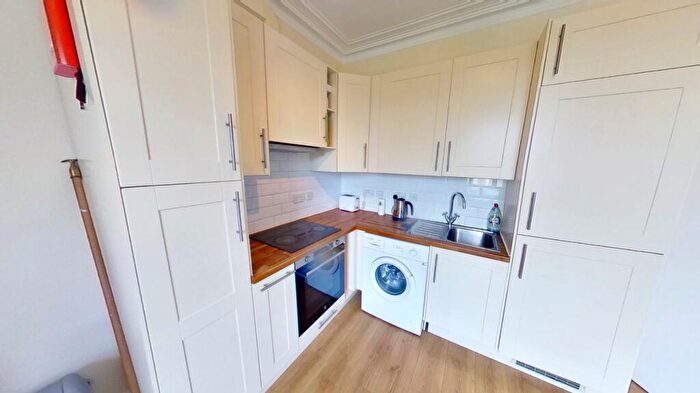2 Bedroom Flat To Rent In Orchard Street, City Centre, Aberdeen, AB24