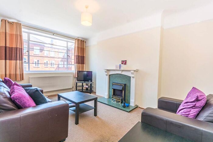 2 Bedroom Flat To Rent In Eamont Street, St John's Wood, London, NW8